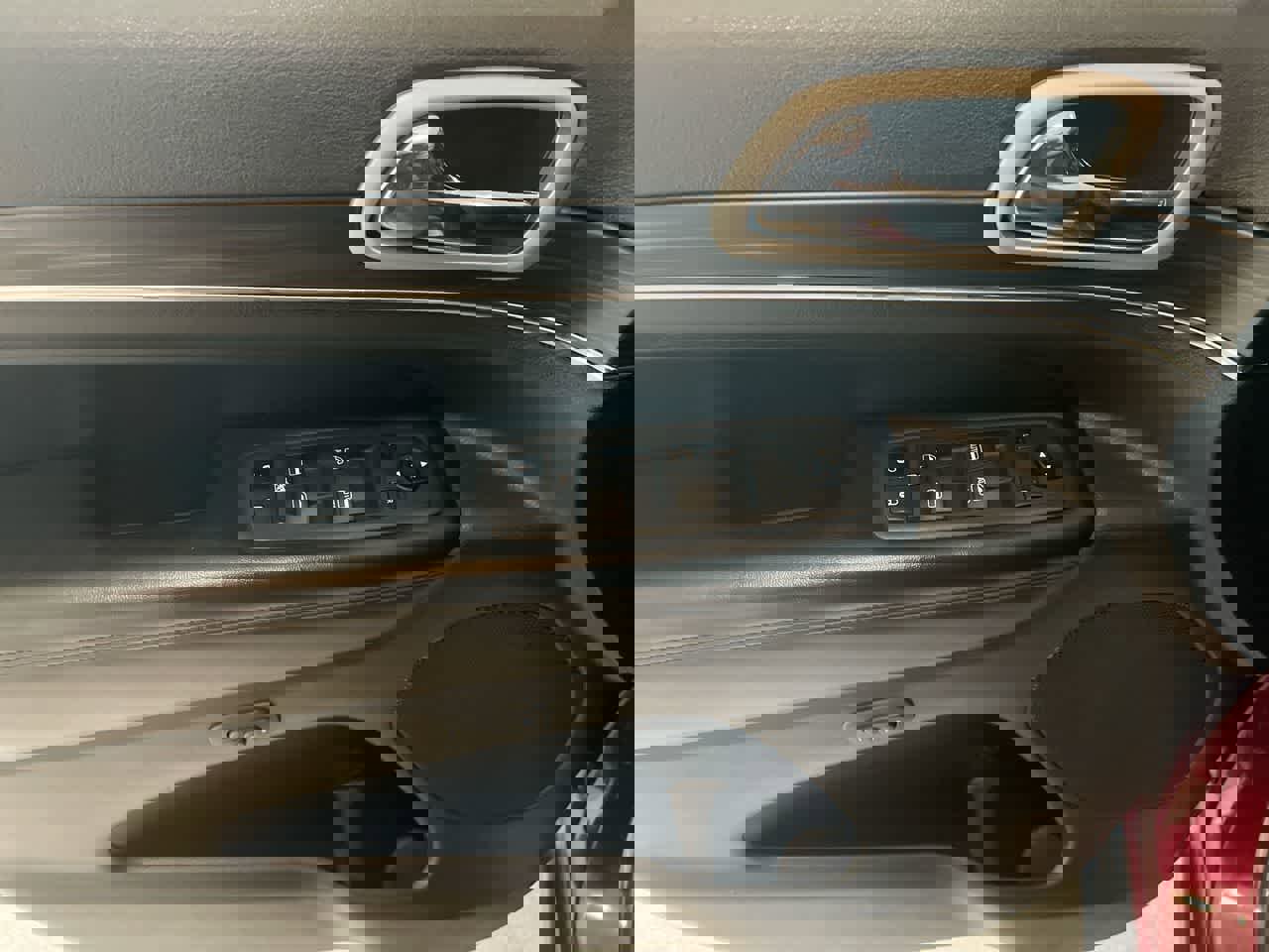 Used 2022 Jeep Grand Cherokee Limited image 13