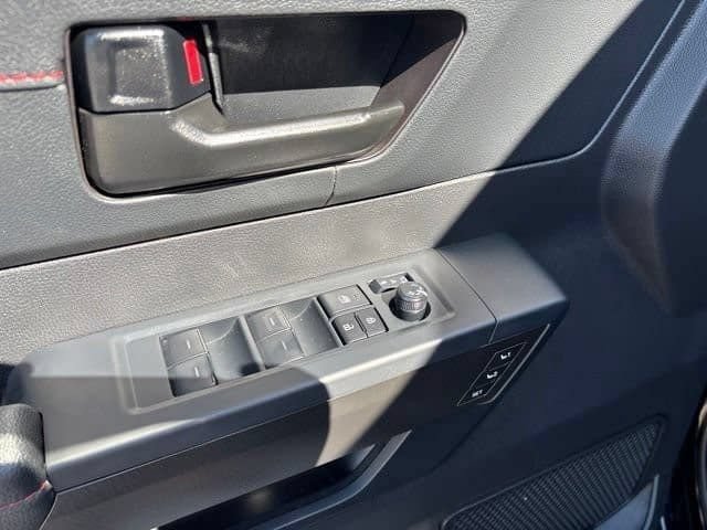 Used 2026 Toyota Sequoia TRD Pro AWD/4WD image 27
