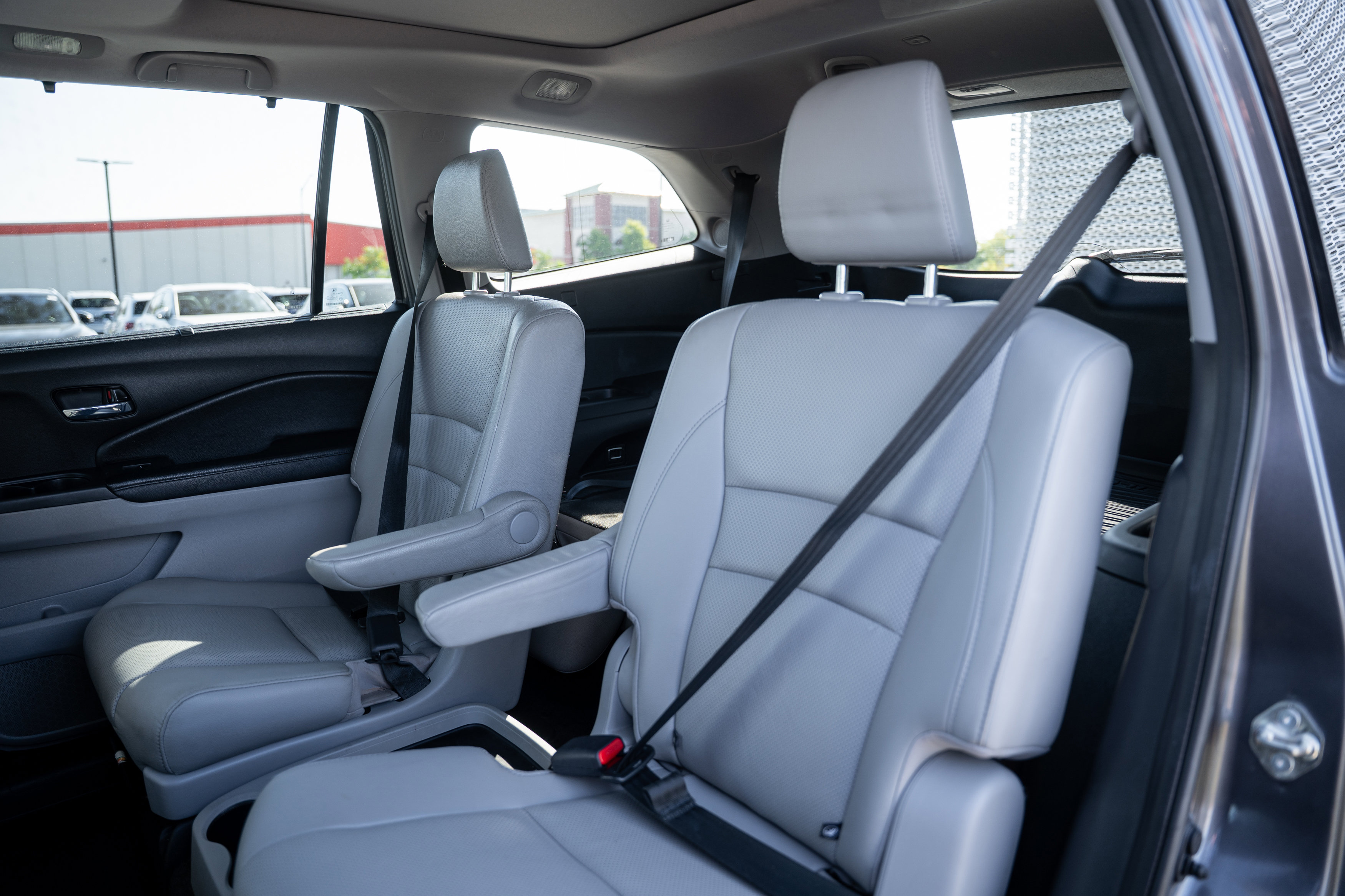 Used 2018 Honda Pilot Elite image 14