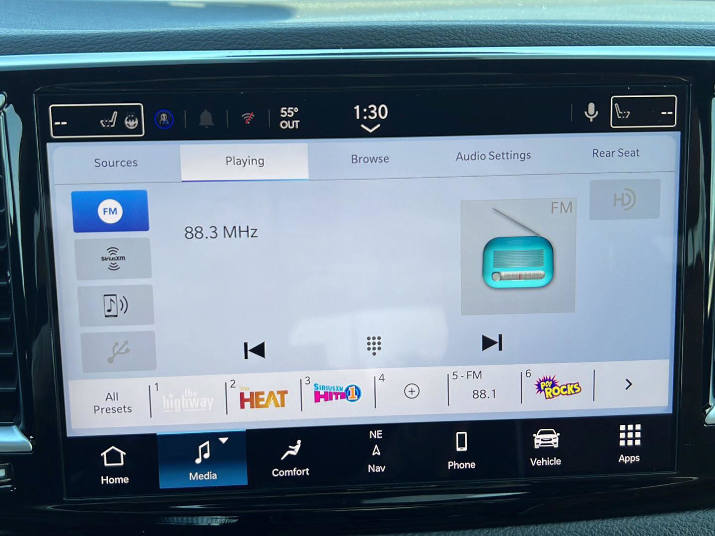 New 2026 Chrysler Pacifica Pinnacle AWD/4WD image 15