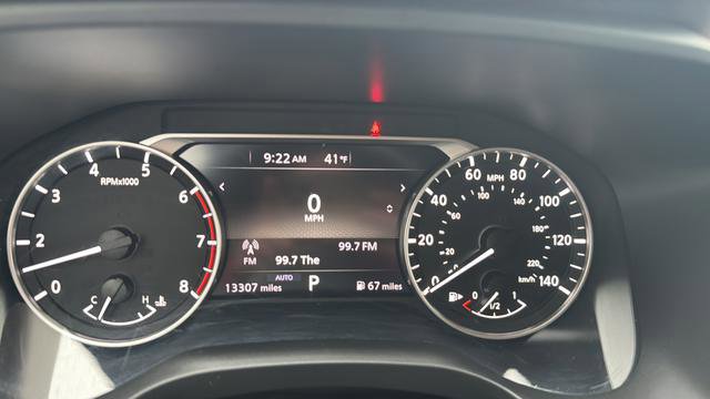 Used 2023 Nissan Rogue SV AWD/4WD image 24