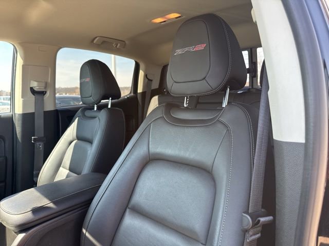 Used 2021 Chevrolet Colorado ZR2 w/ ZR2 Midnight Special Edition image 17
