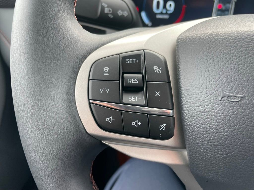 New 2026 Ford Explorer Active image 22