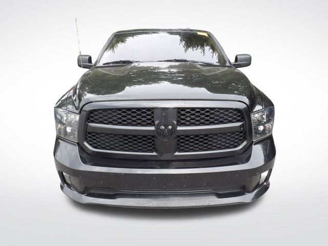 Used 2018 RAM 1500 Express w/ Black Ram 1500 Express Group RWD image 4