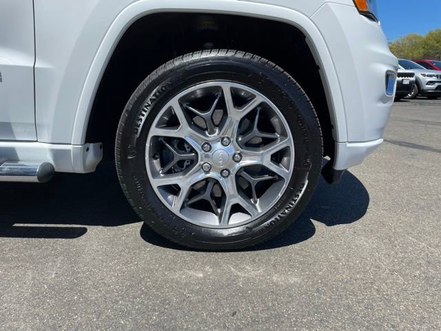 Used 2021 Jeep Grand Cherokee Overland AWD/4WD image 37