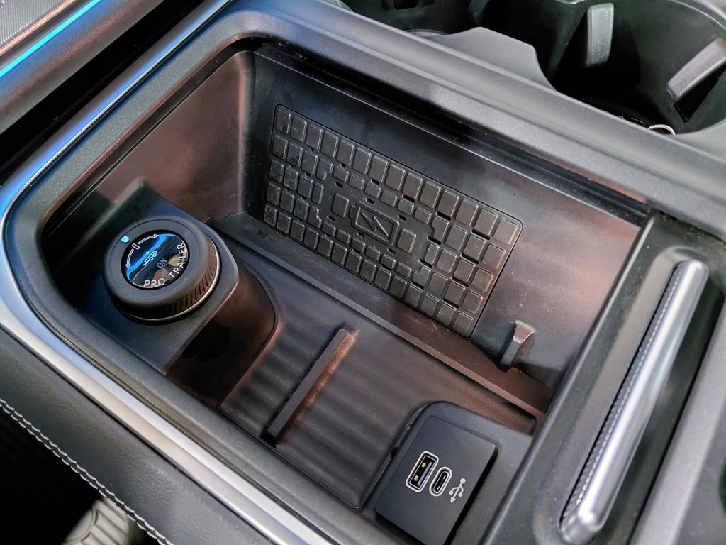 Certified 2025 Ford Expedition Max Platinum w/ Stealth Appearance Package image 12