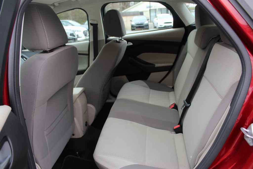 Used 2014 Ford Focus SE image 23