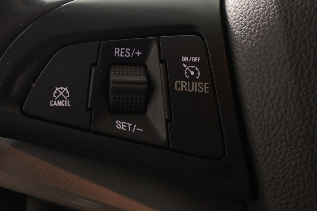 Used 2019 Chevrolet Trax LT w/ LT Convenience Package FWD image 20