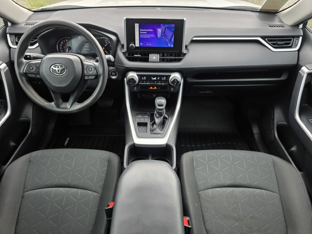 Used 2023 Toyota RAV4 XLE FWD image 17