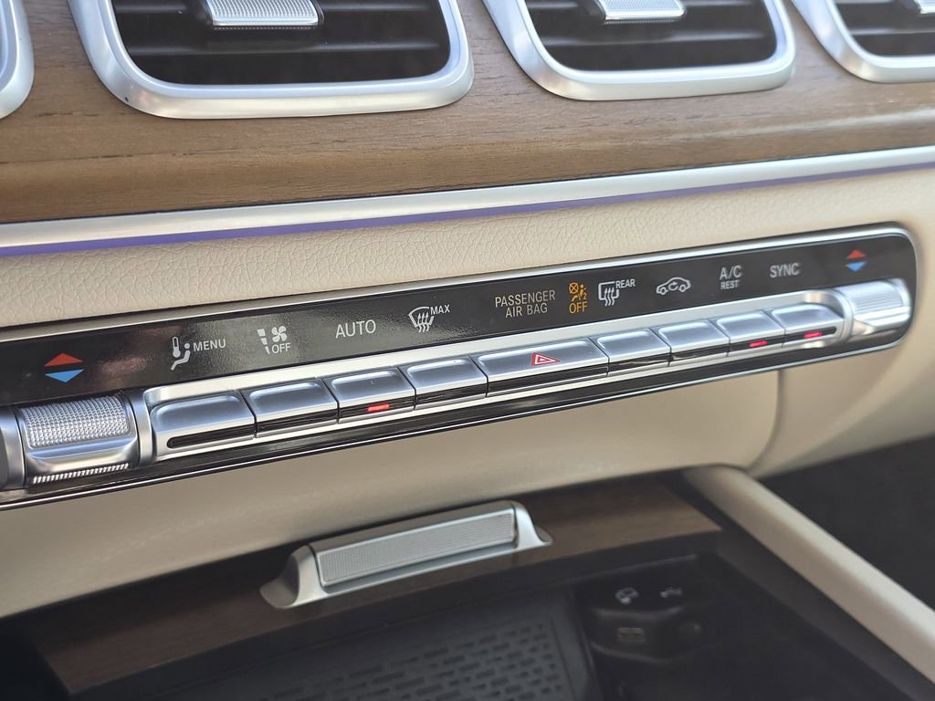 Used 2022 Mercedes-Benz GLS 450 4MATIC image 31