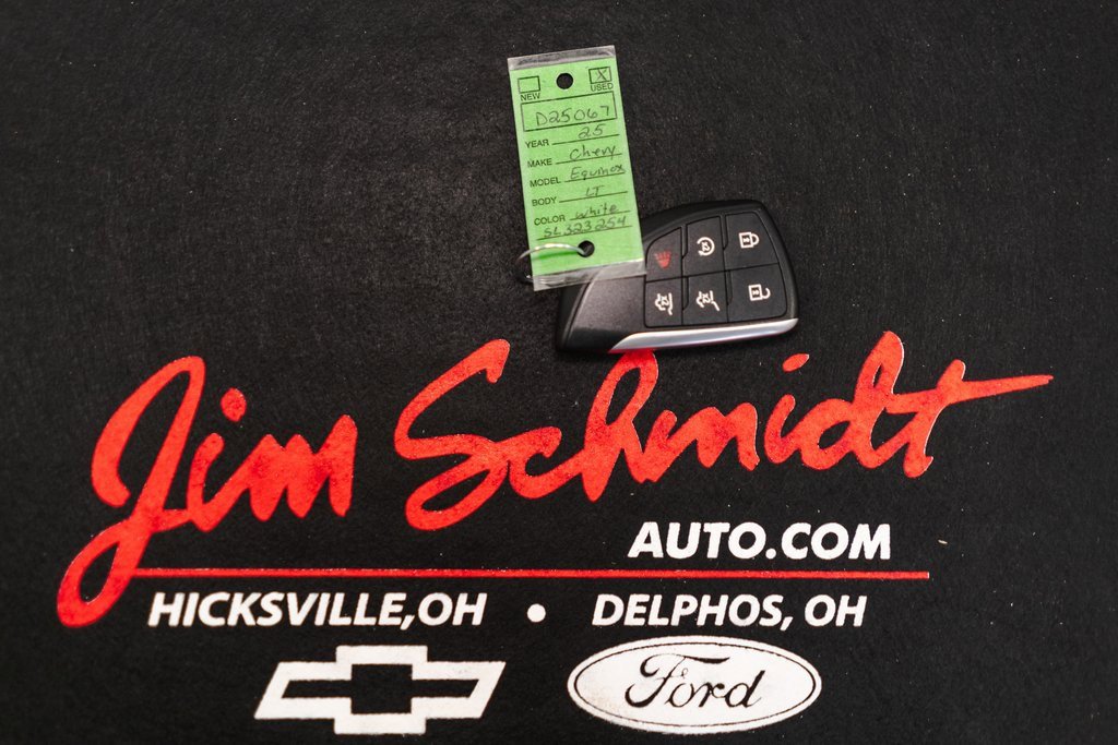 Used 2025 Chevrolet Equinox LT image 42