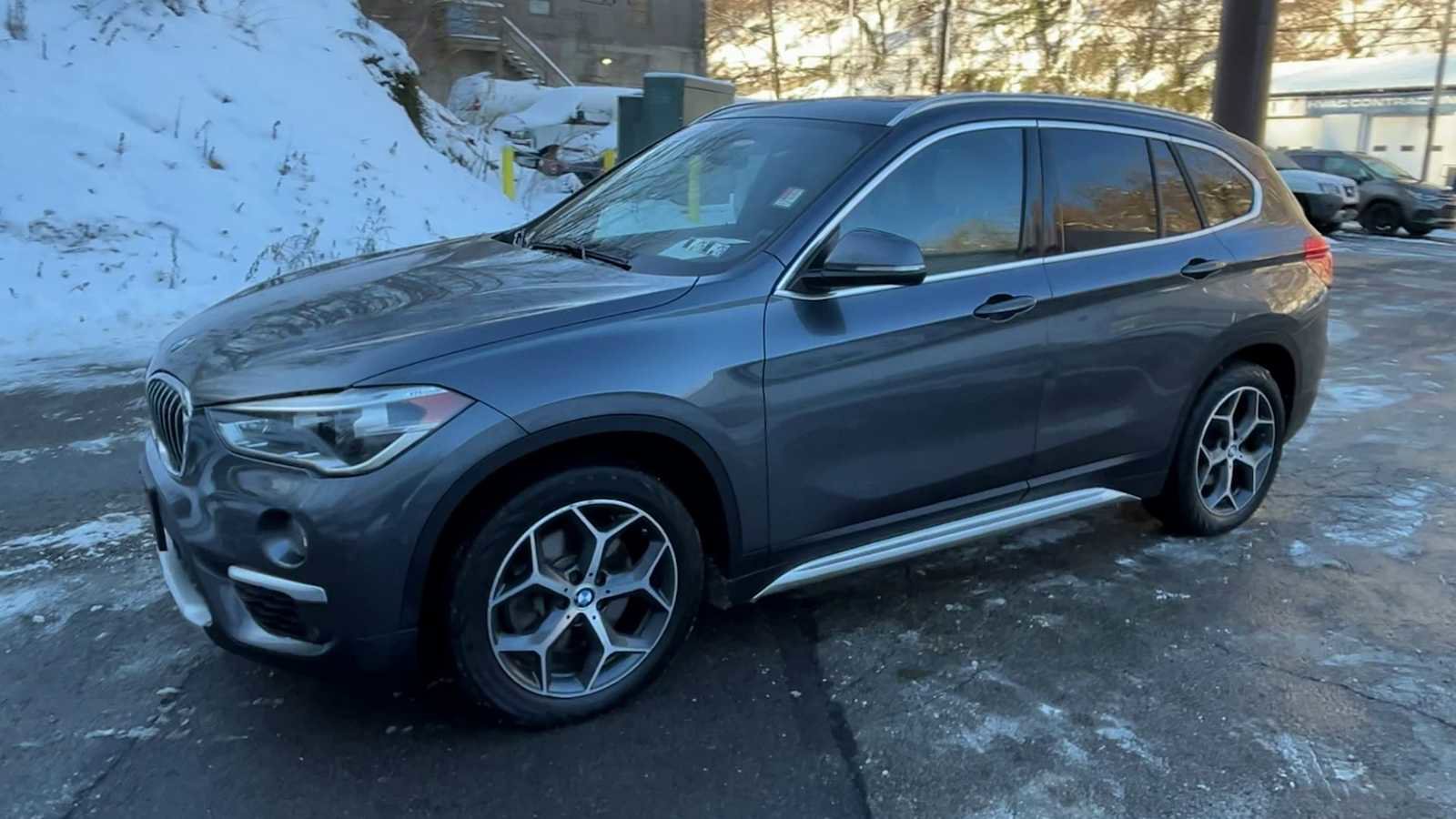 Used 2018 BMW X1 xDrive28i w/ Premium Package image 4
