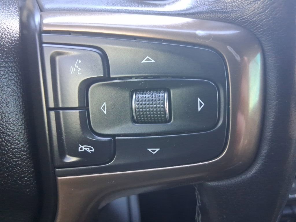 Used 2019 Chevrolet Silverado 1500 High Country image 24