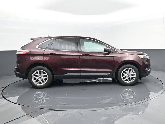Used 2023 Ford Edge SEL w/ Convenience Package AWD/4WD image 4