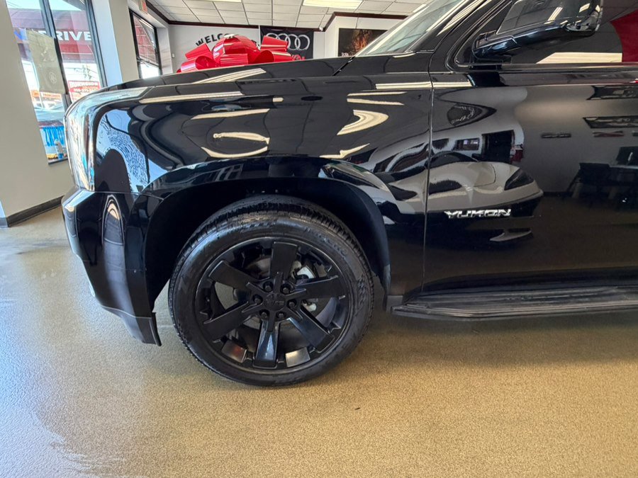 Used 2019 GMC Yukon SLT w/ Graphite Performance Edition image 10