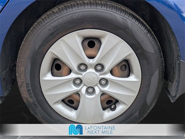 Used 2017 Kia Forte LX image 29