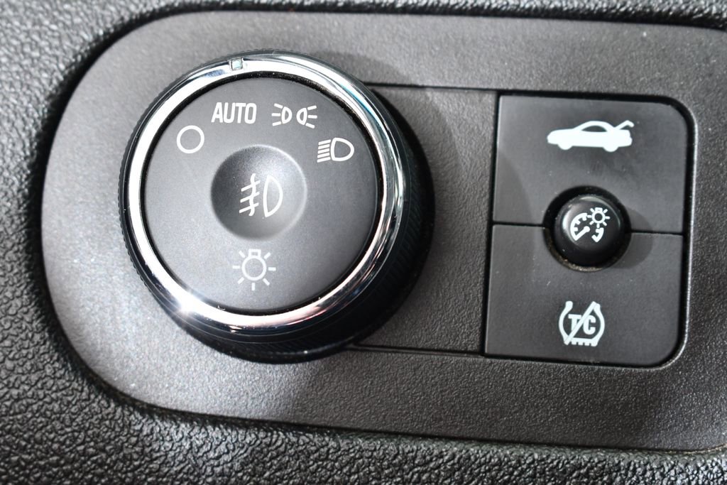 Used 2008 Chevrolet Impala SS w/ Convenience Package image 30