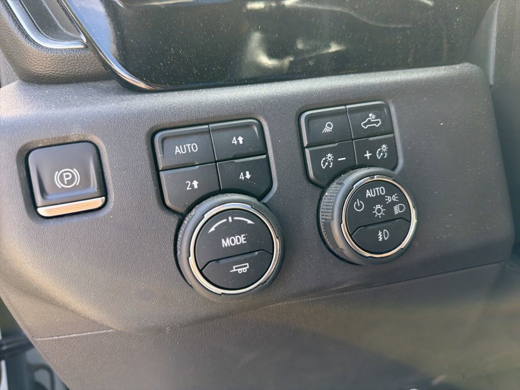 Used 2024 Chevrolet Silverado 1500 LT Trail Boss w/ Convenience Package II image 19