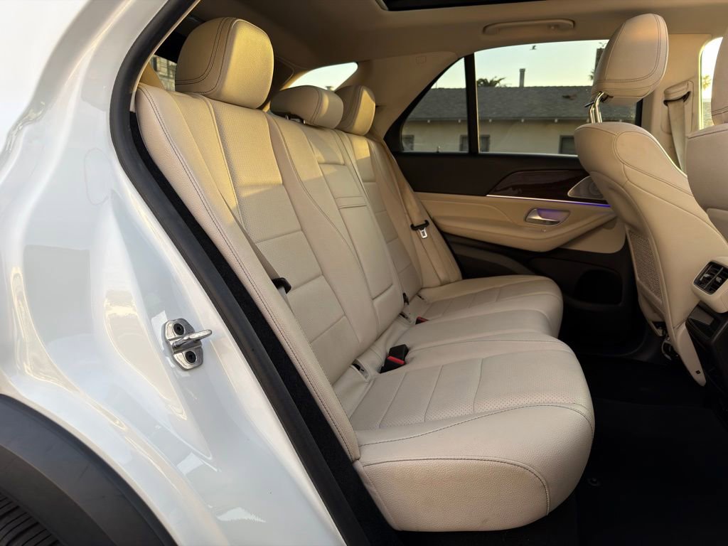 Used 2022 Mercedes-Benz GLE 350 w/ Premium Package image 41