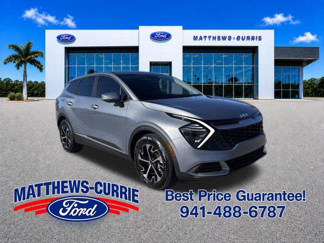 Used 2025 Kia Sportage EX FWD image 1