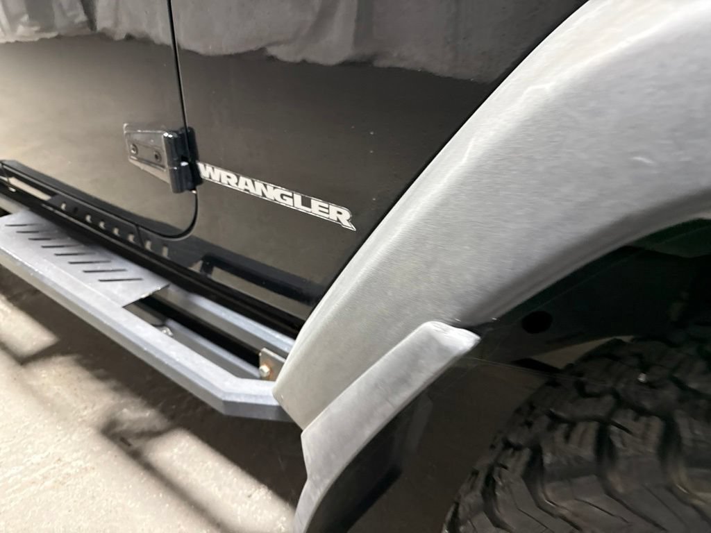 Used 2012 Jeep Wrangler Rubicon w/ PWR Convenience Group AWD/4WD image 10