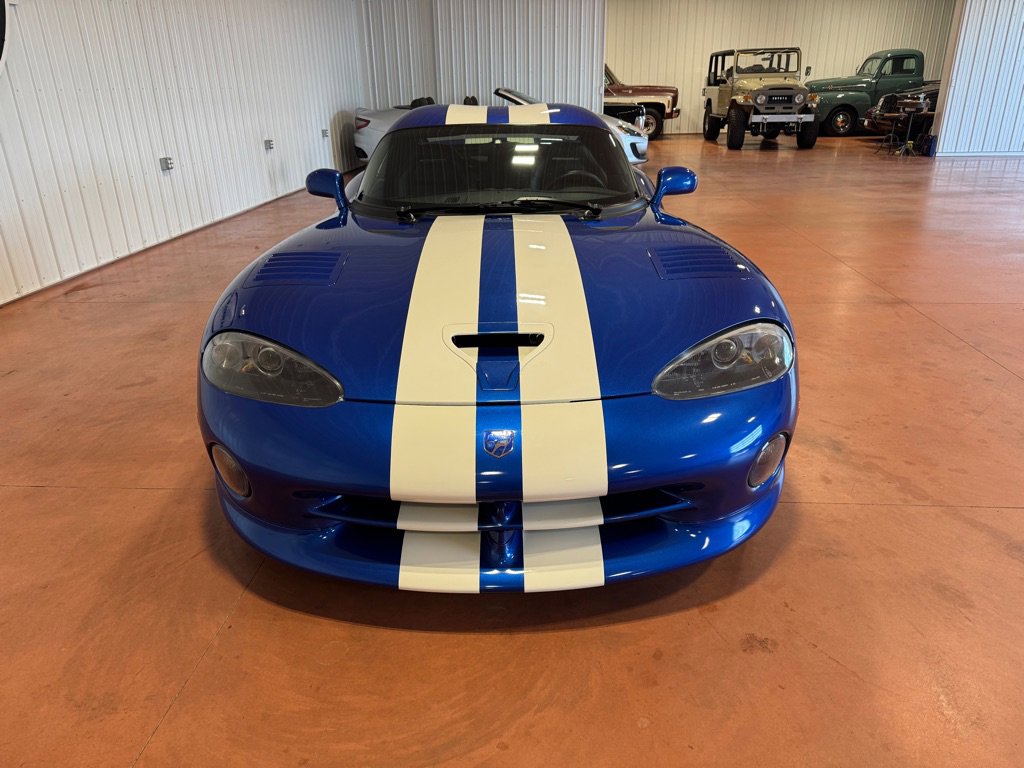 Used 1997 Dodge Viper GTS image 5