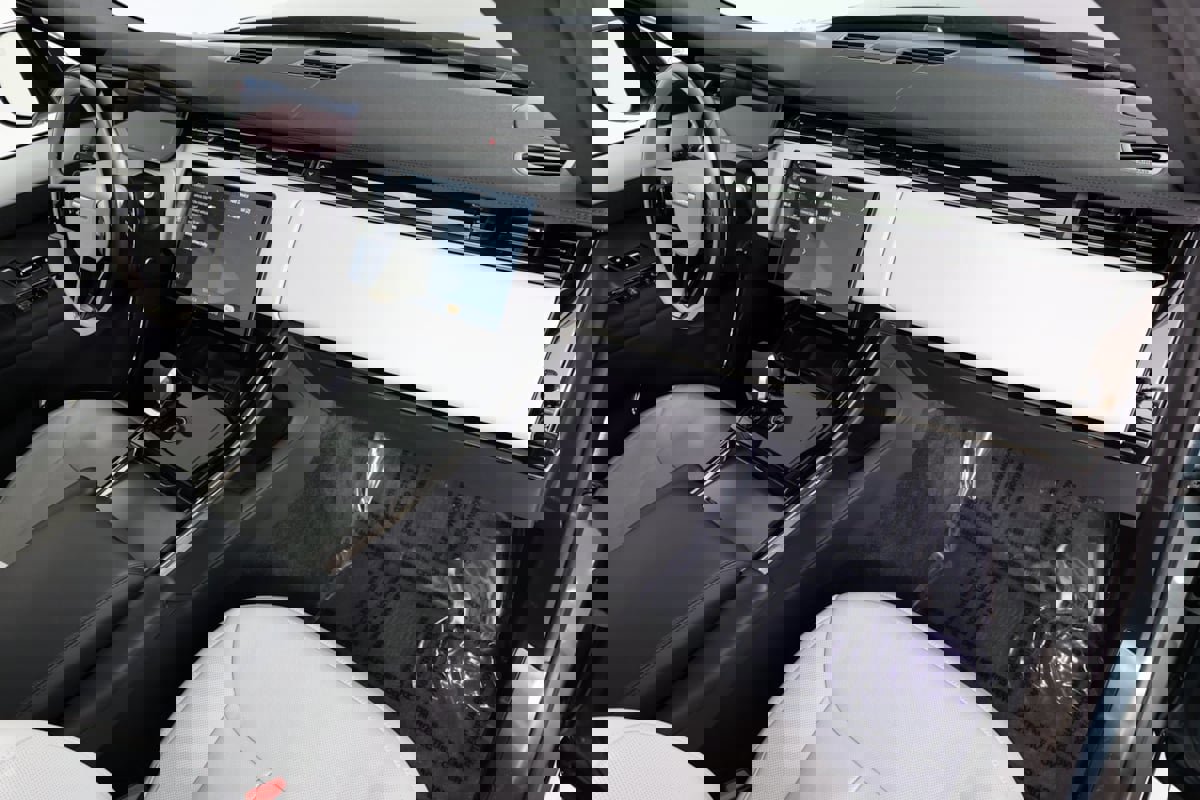 Used 2024 Land Rover Range Rover Sport Dynamic SE image 30