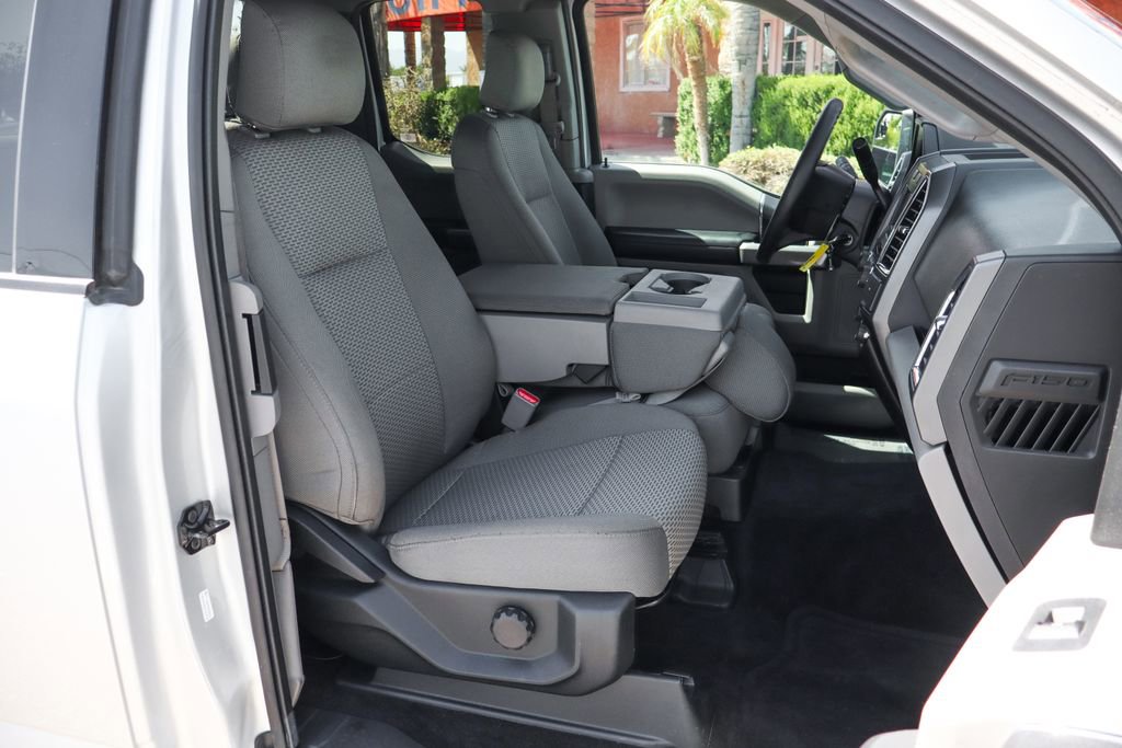 Used 2015 Ford F150 XLT w/ Trailer Tow Package RWD image 42