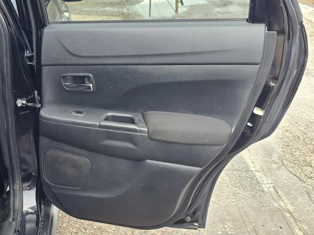 Used 2022 Mitsubishi Outlander Sport SE AWD/4WD image 14