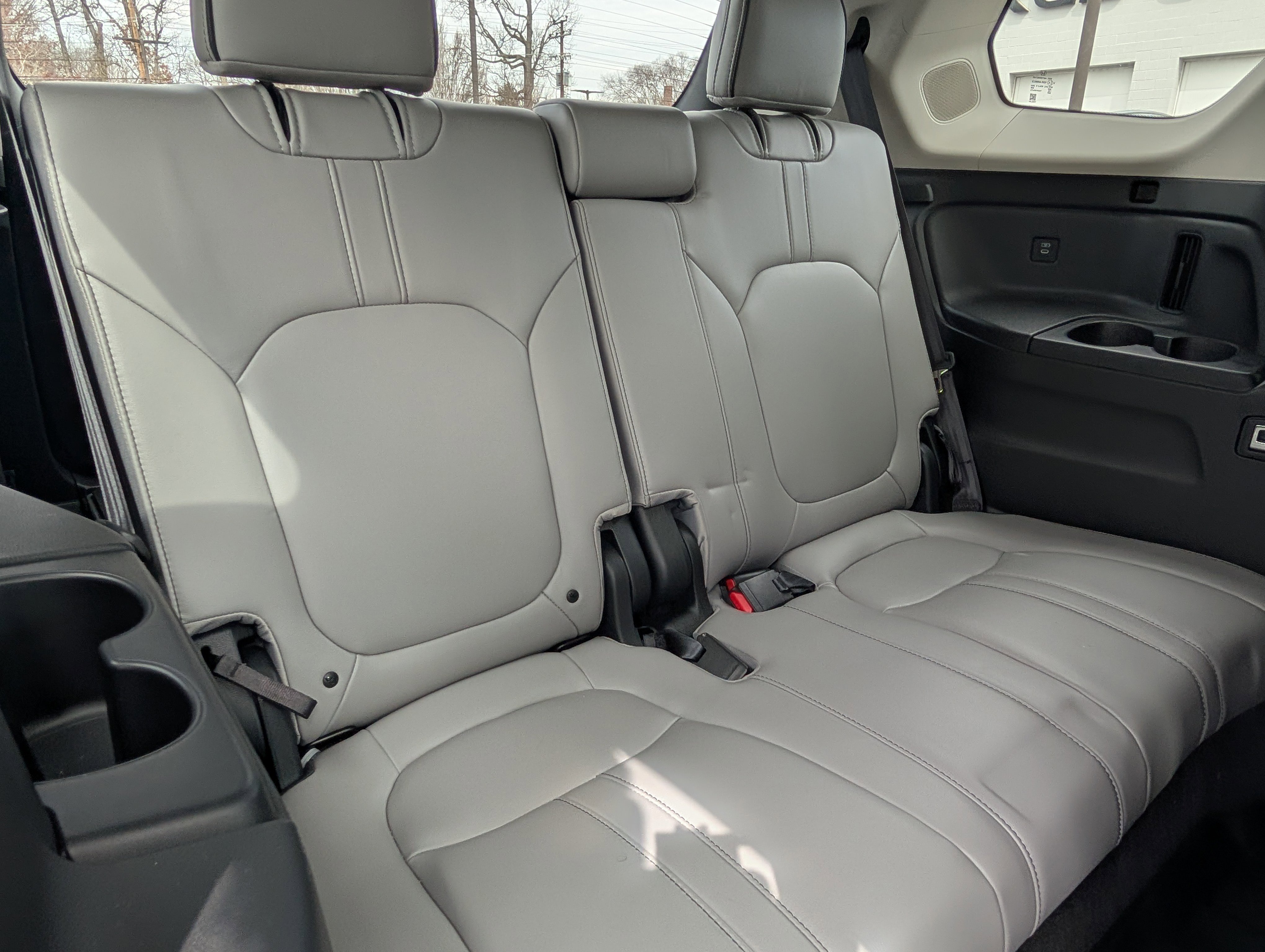 Used 2025 Honda Pilot Elite image 13