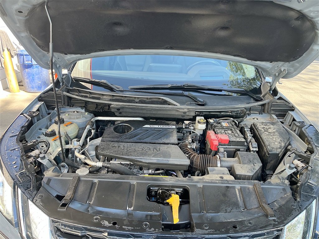 Used 2023 Nissan Rogue Platinum w/ Platinum Premium Package image 32