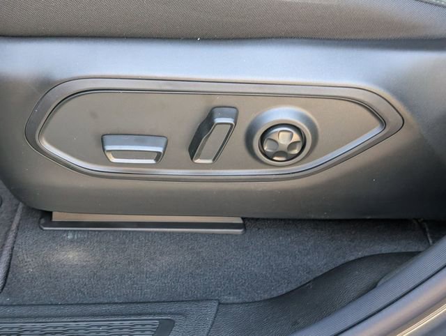 New 2026 Jeep Grand Cherokee Laredo RWD image 12