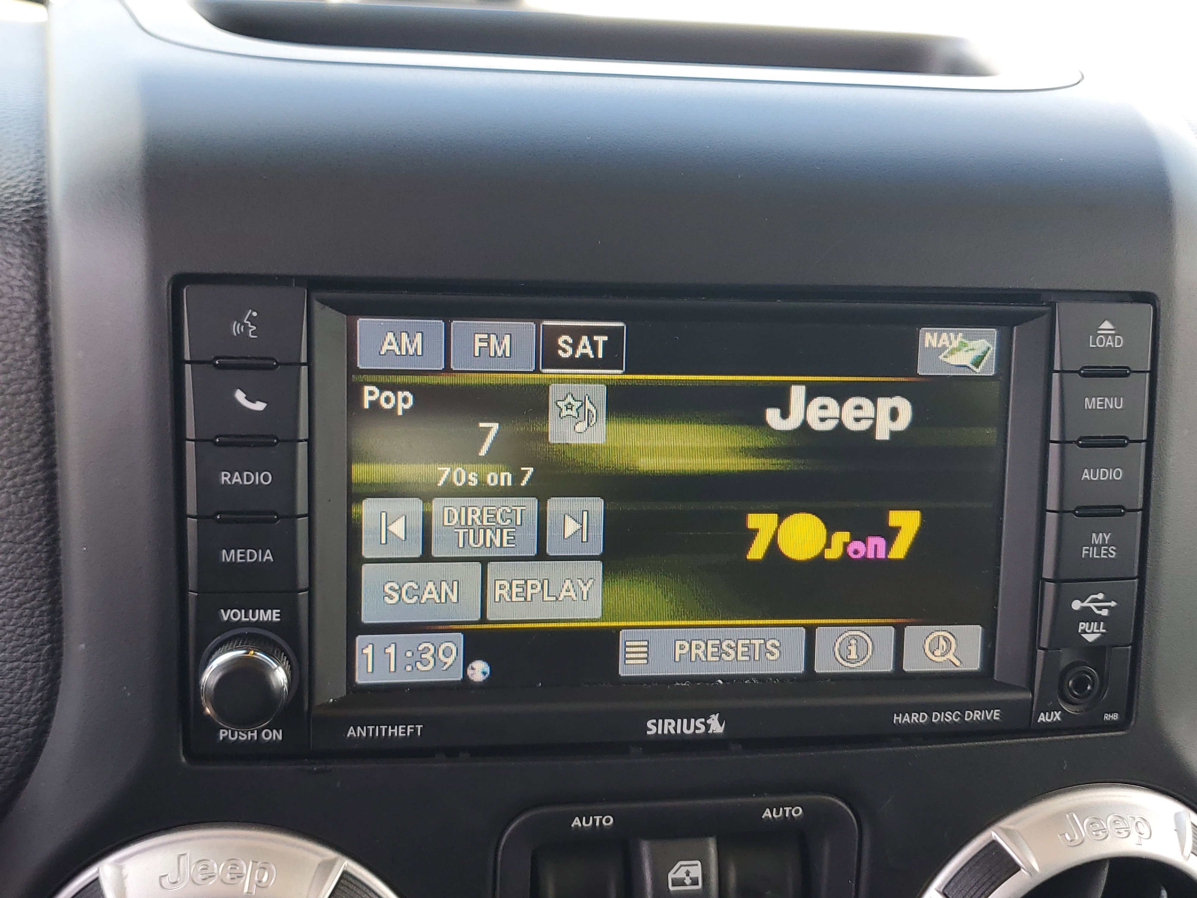 Used 2014 Jeep Wrangler Unlimited Sahara w/ Connectivity Group image 24