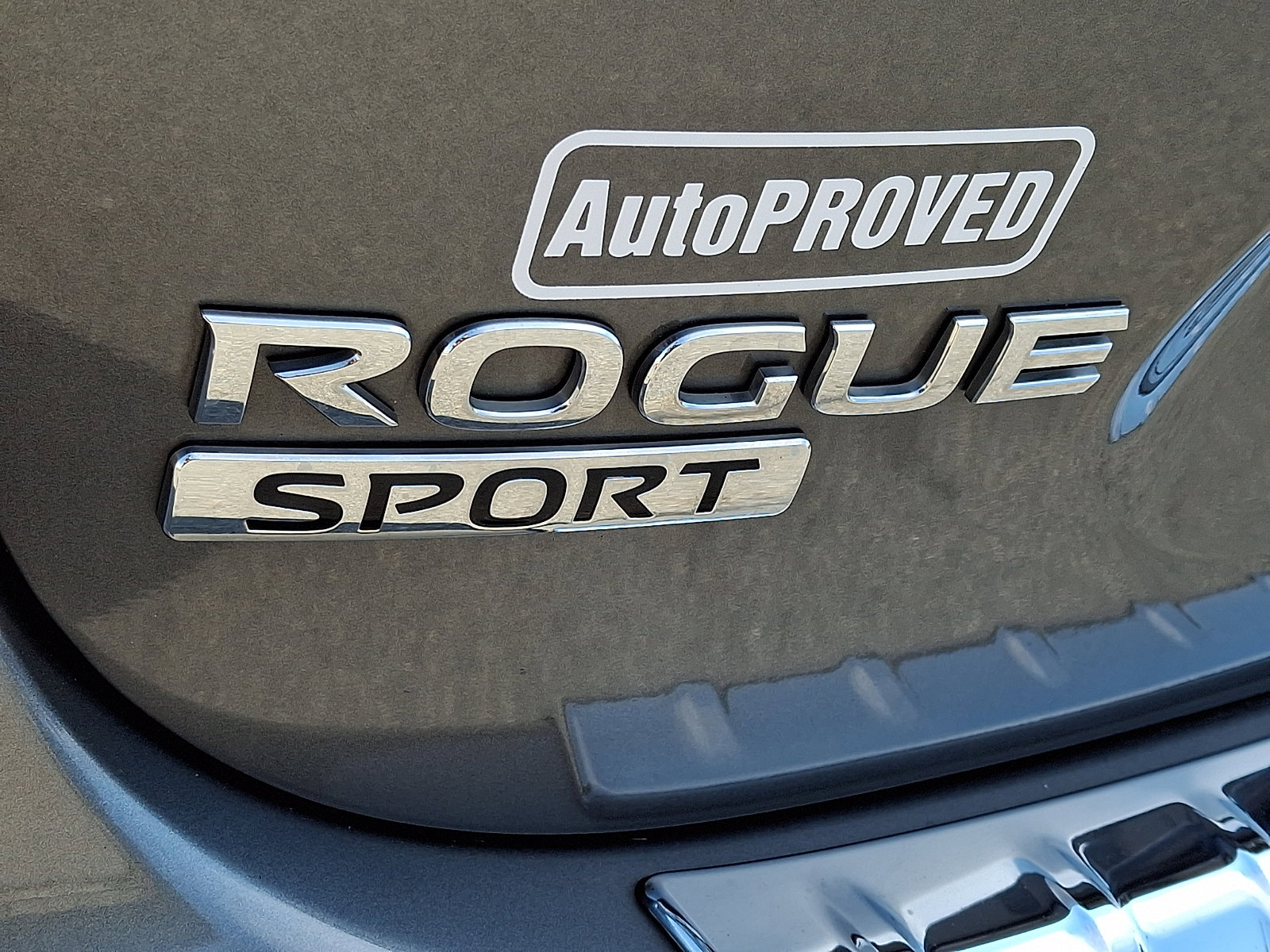 Used 2018 Nissan Rogue Sport SV image 28