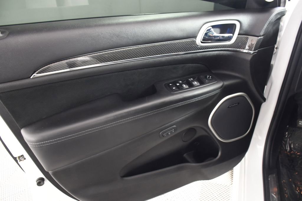 Used 2020 Jeep Grand Cherokee SRT AWD/4WD image 14