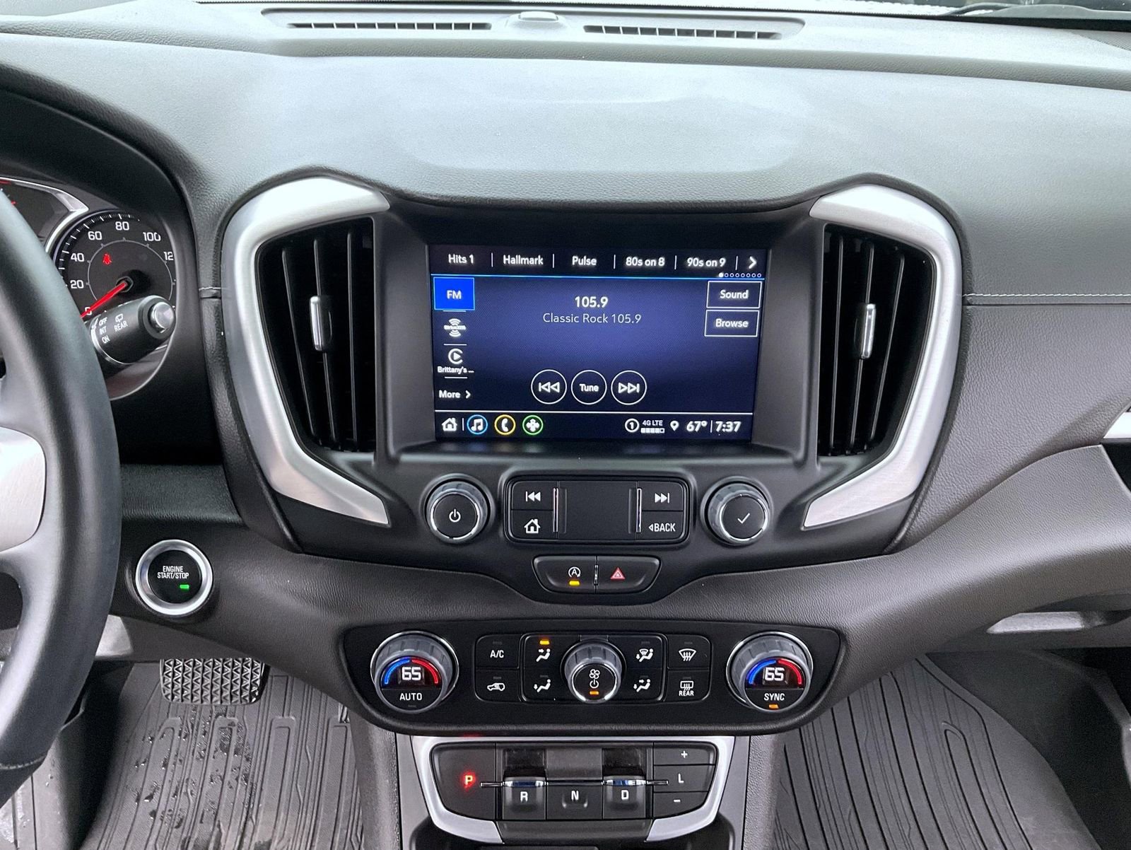 Used 2023 GMC Terrain SLT w/ Tech Package AWD/4WD image 13