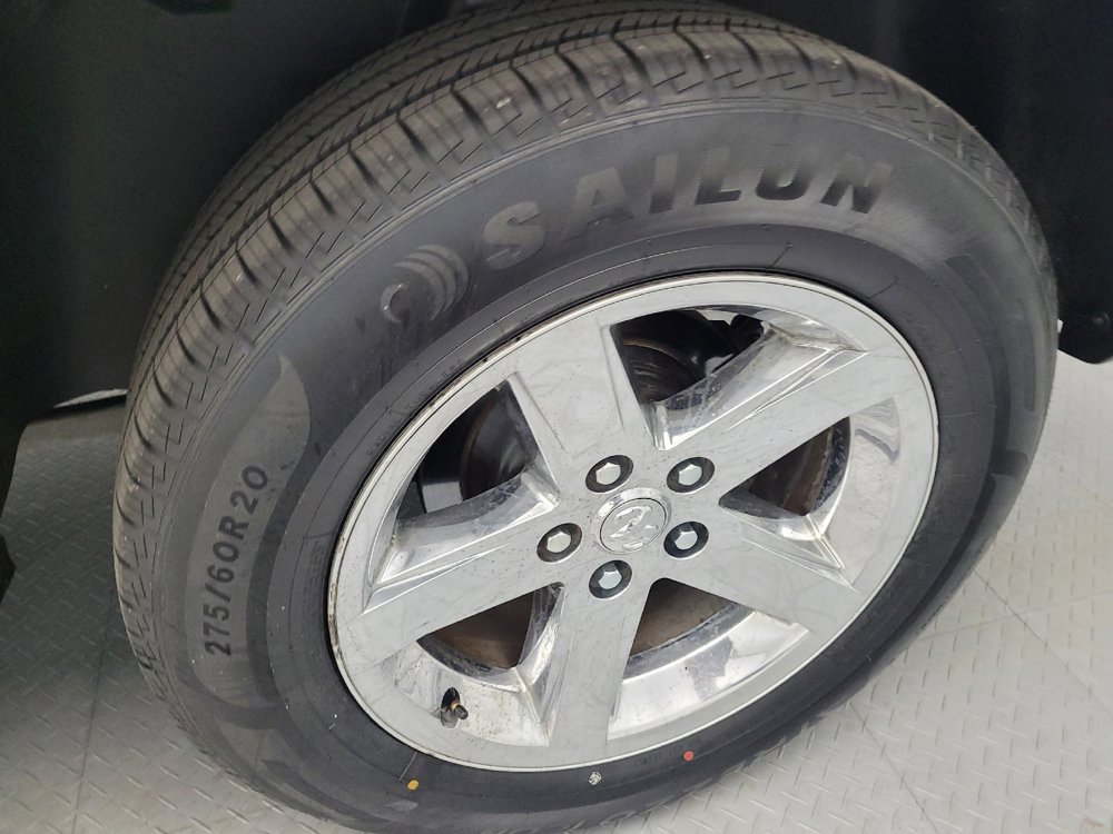 Used 2017 RAM 1500 Express RWD image 31