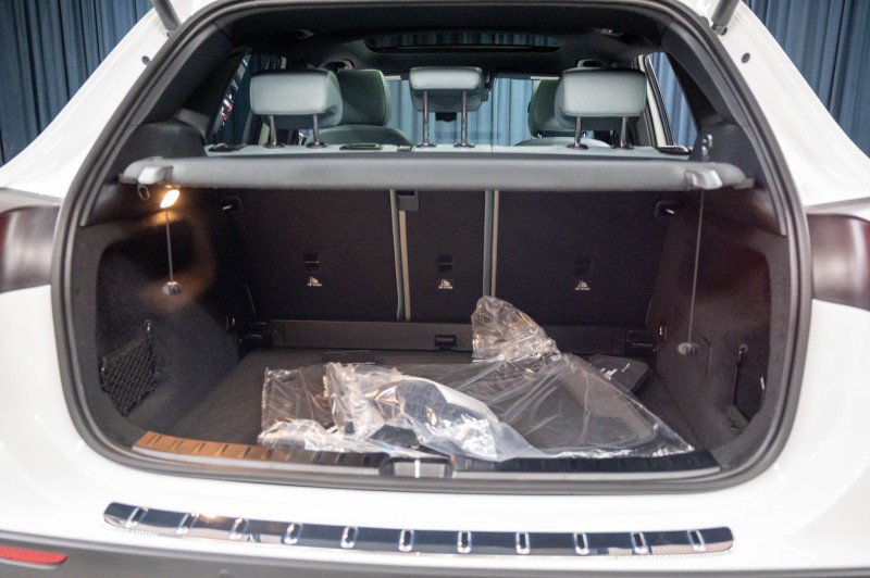 New 2026 Mercedes-Benz GLA 35 AMG 4MATIC image 33
