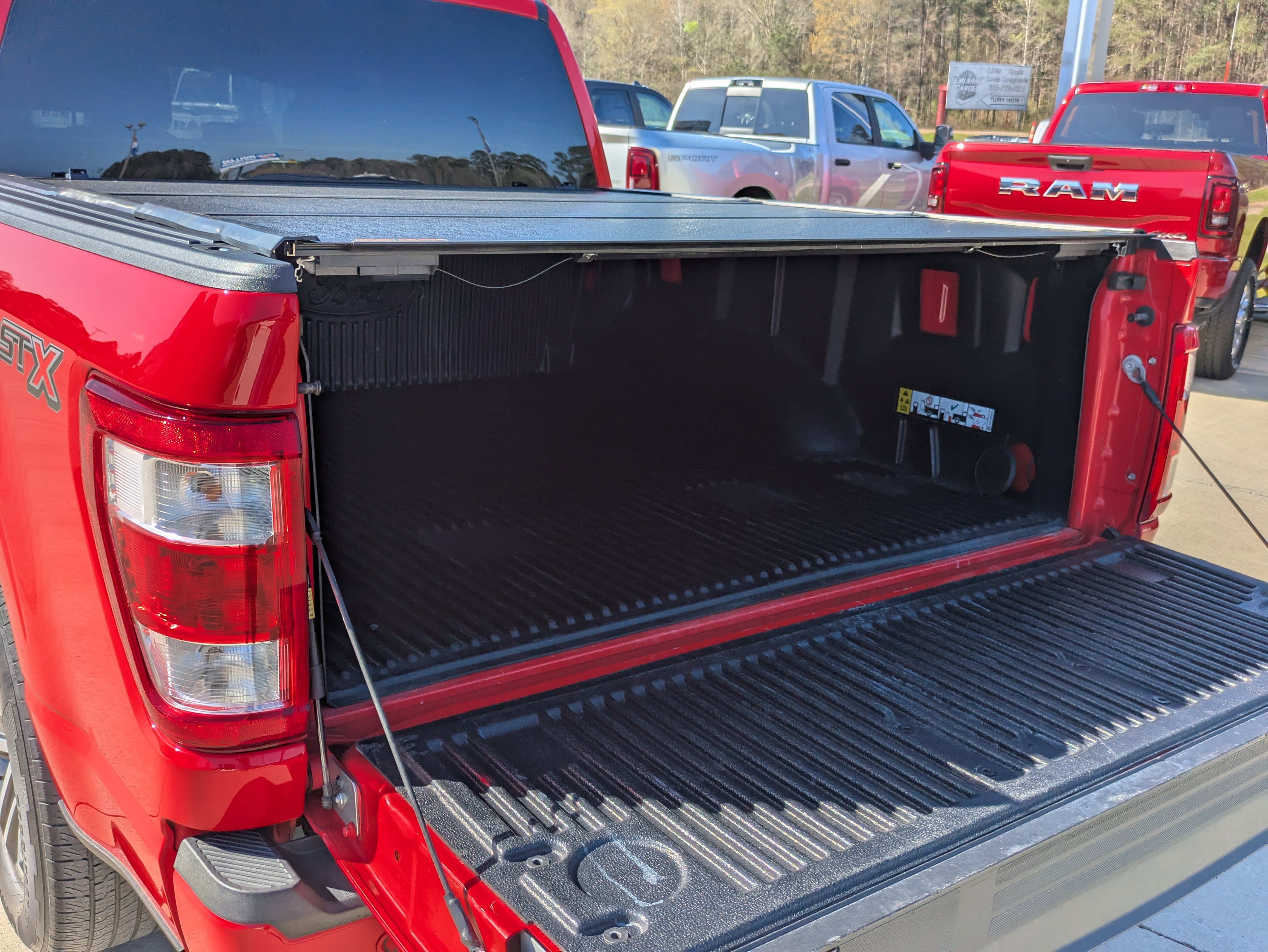 Used 2022 Ford F150 XL w/ STX Appearance Package image 7