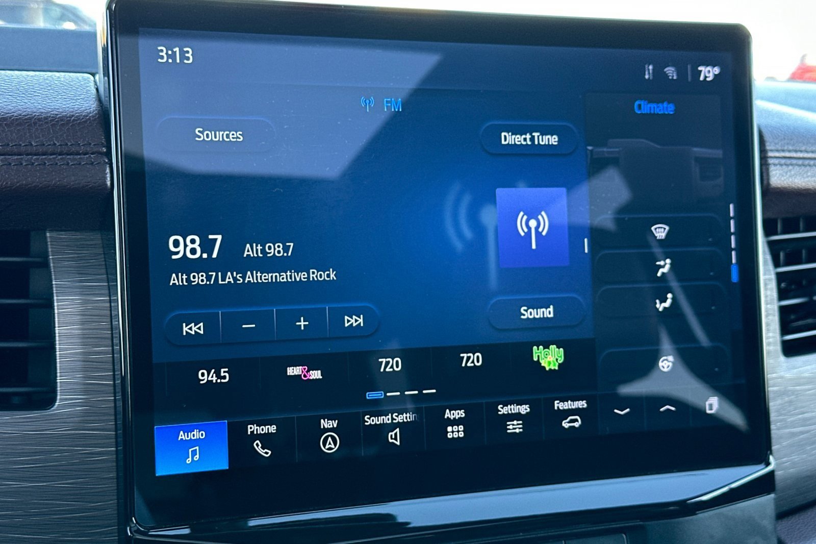 Used 2024 Ford Expedition Max Limited image 18