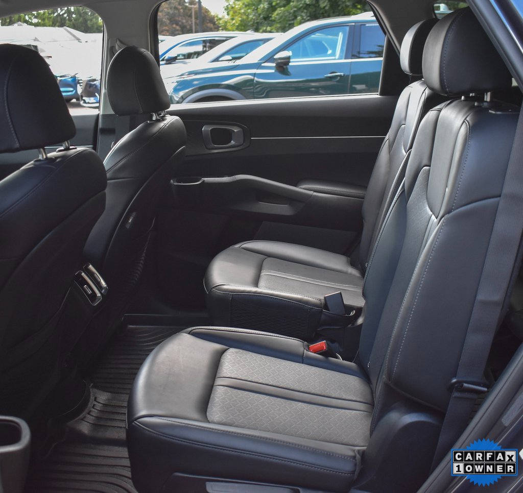 Used 2023 Kia Sorento EX image 36