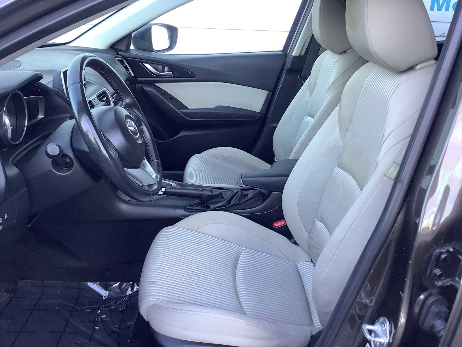 Used 2014 MAZDA MAZDA3 i Touring FWD image 2