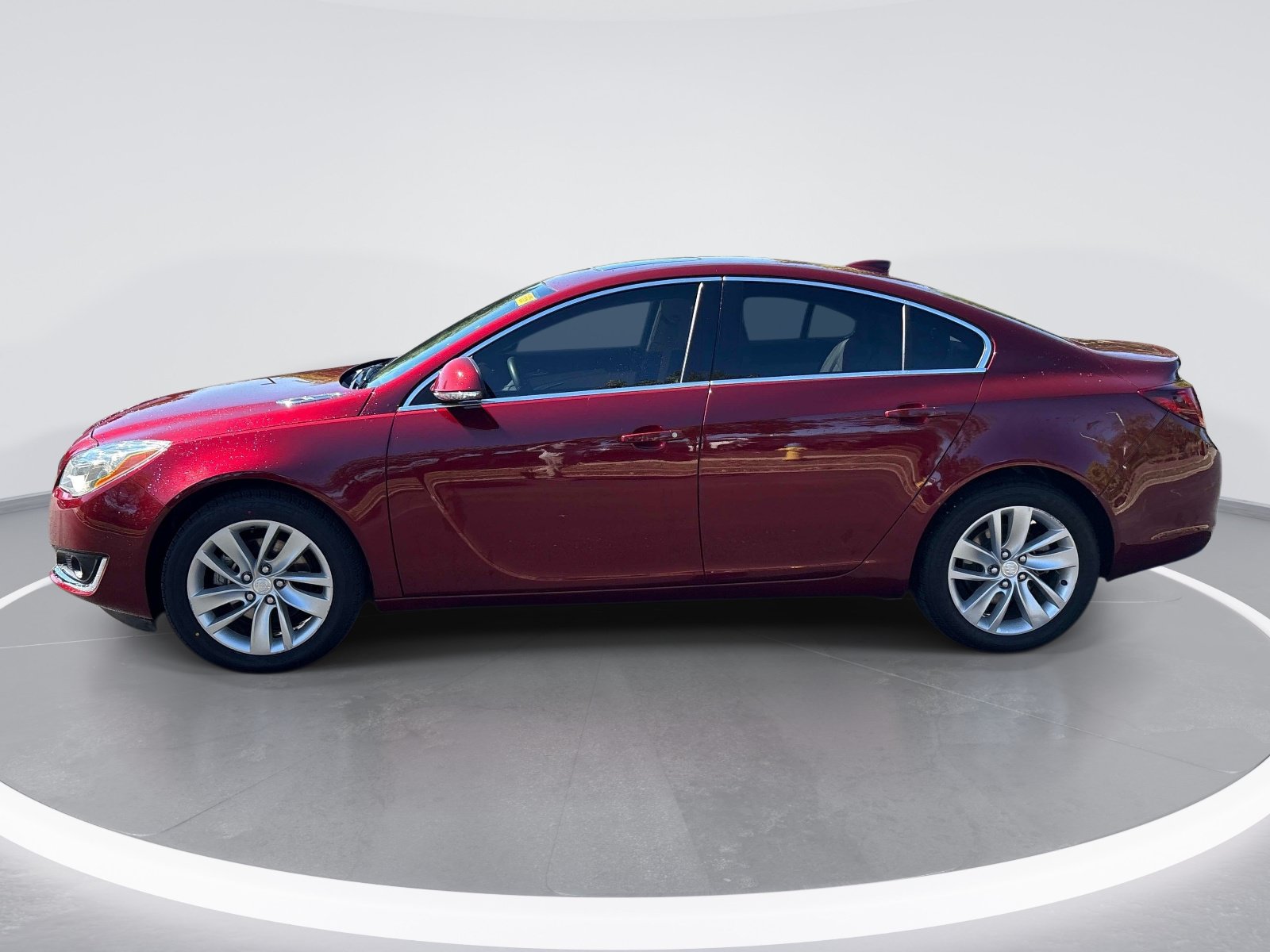 Used 2016 Buick Regal FWD image 5