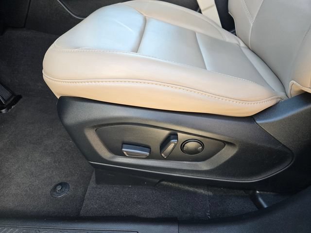 Certified 2024 Ford Explorer XLT w/ Equipment Group 202A AWD/4WD image 24