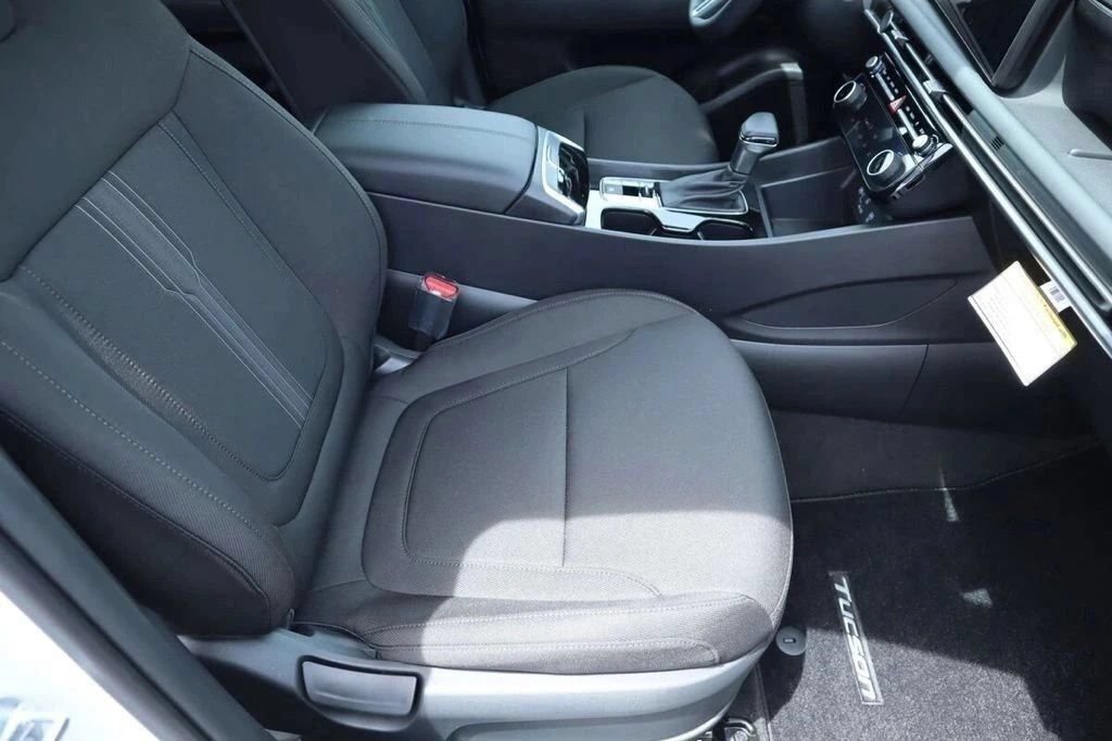 Certified 2025 Hyundai Tucson SEL AWD/4WD image 15