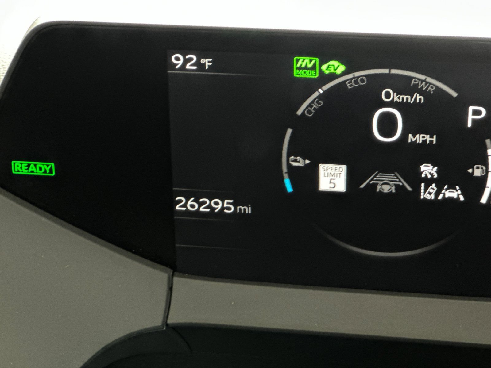 Used 2026 Toyota Prius Plug-In Hybrid FWD image 25