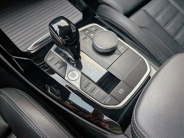 Used 2022 BMW X3 sDrive30i w/ Premium Package 2 (ZPA) RWD image 16