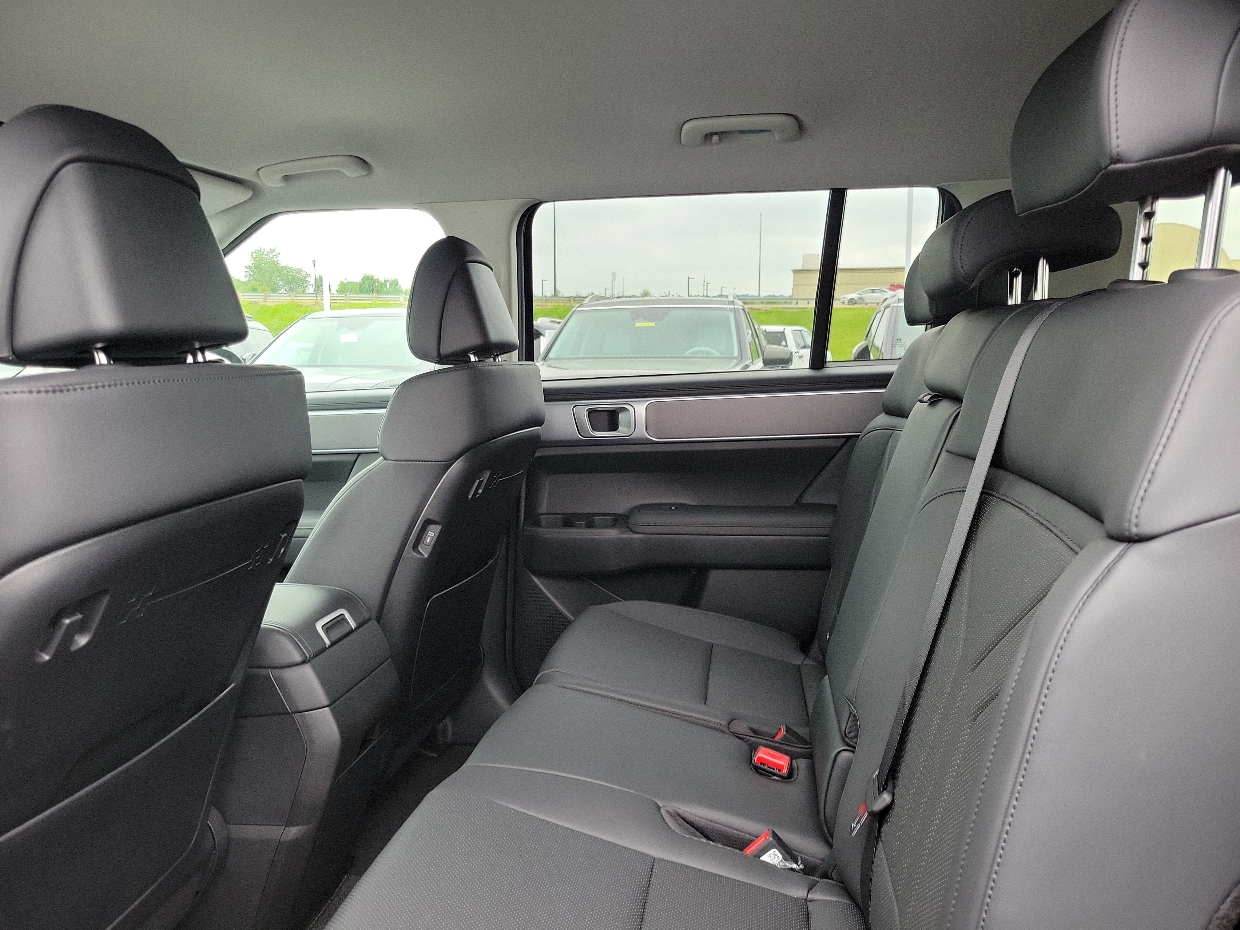 New 2026 Hyundai Santa Fe SEL AWD/4WD image 15