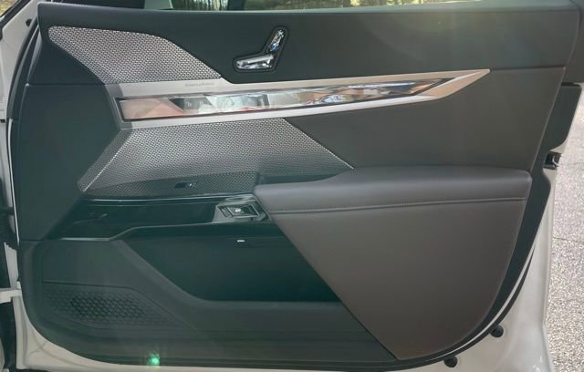 Used 2023 BMW 740i 740i image 20