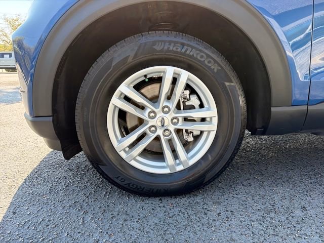 Used 2023 Ford Explorer XLT w/ Equipment Group 202A image 29